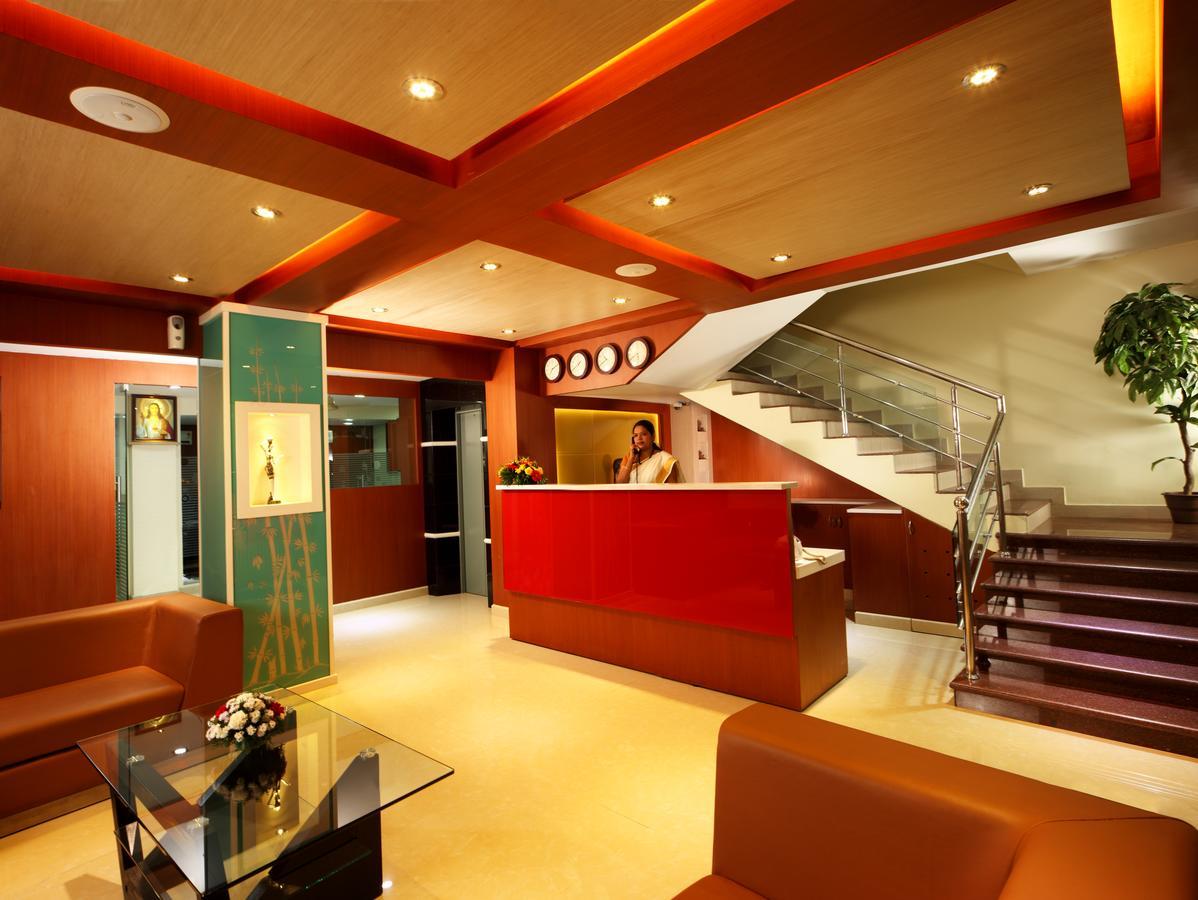 Hotel Green Dreams Kochi Exterior foto